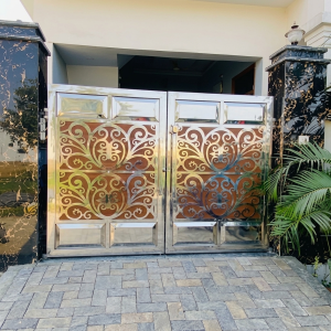 Grand Mirror-Polished Stainless Steel Double Driveway Gate with Traditional Floral CNC Panels
